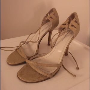 Tan strappy/tie heels